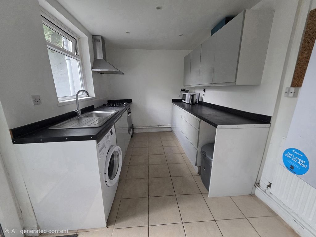 Property photo 2 of 10 Not Specified