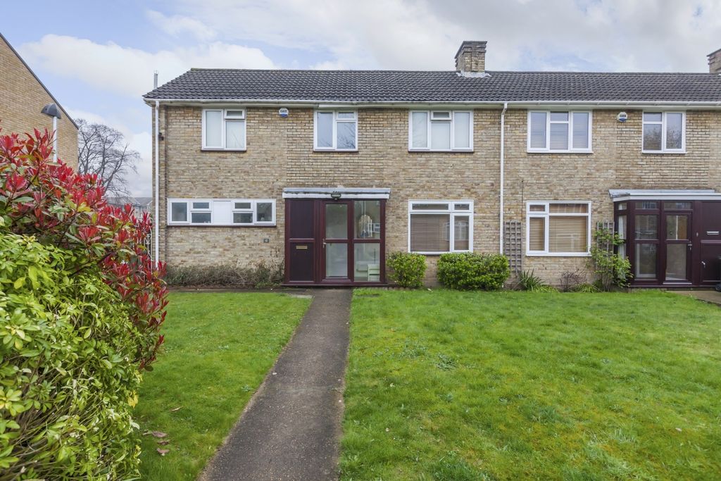 Property photo 1 of 17 External