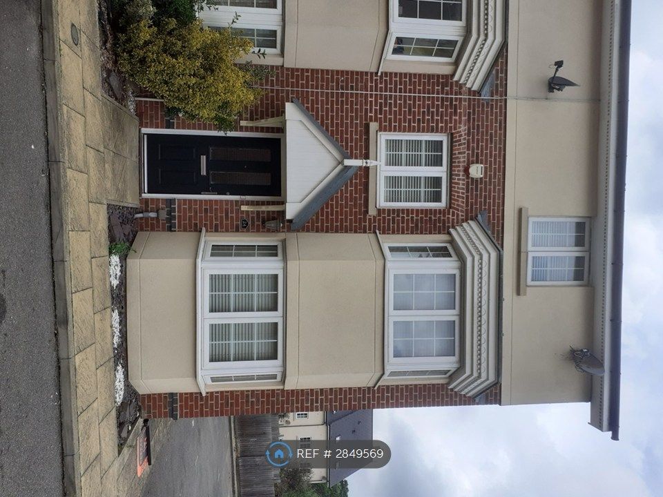 Property photo 2 of 7