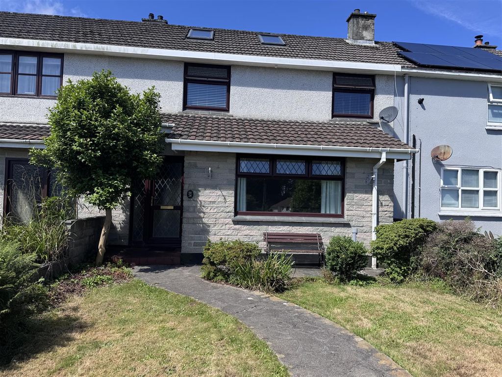 Property photo 1 of 25