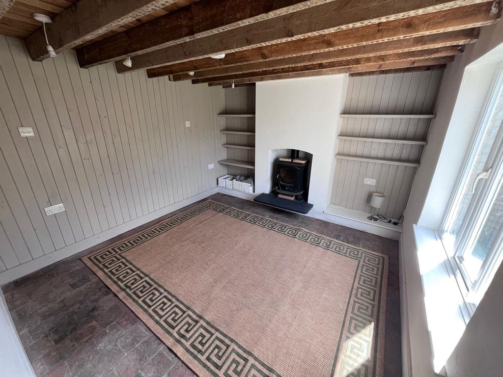 Property photo 3 of 22
