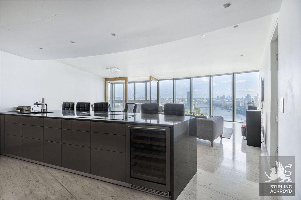 Property photo 3 of 18 Reception Room