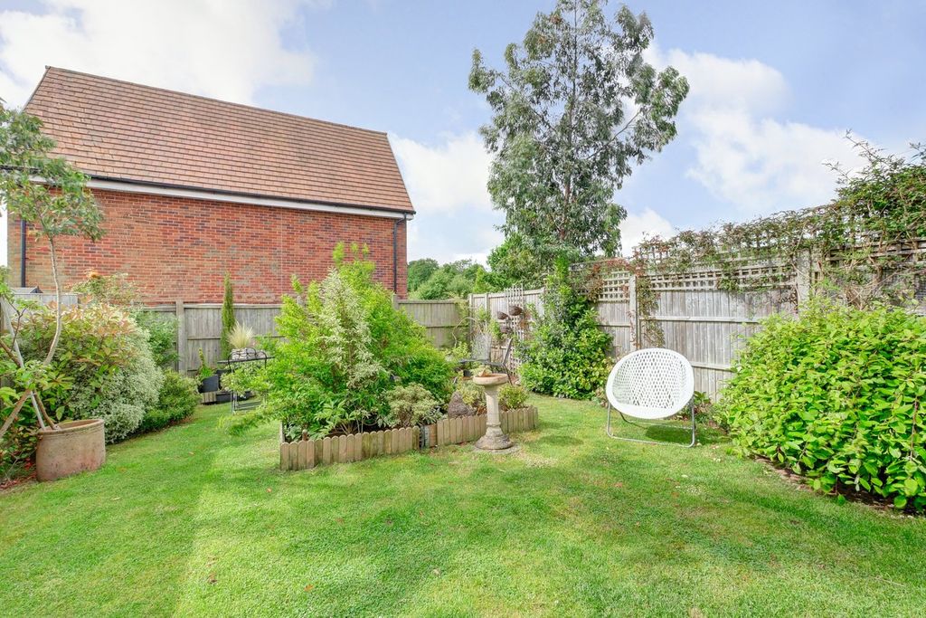 Property photo 3 of 21