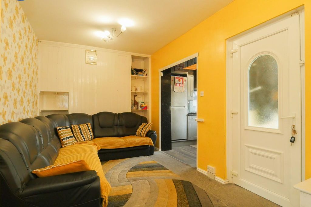 Property photo 3 of 13 Dining Room