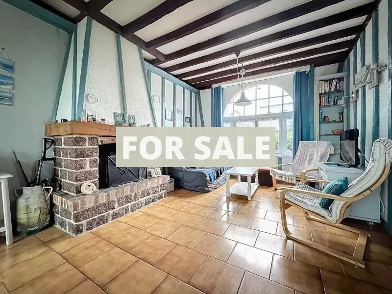 Property photo 2 of 11