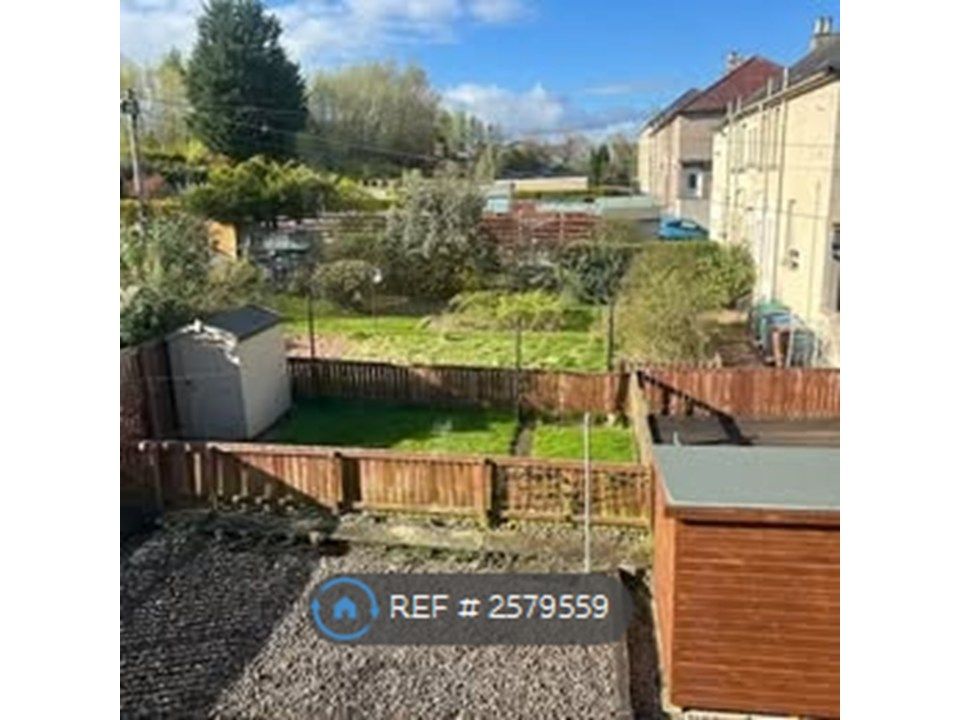 Property photo 3 of 8 Garden