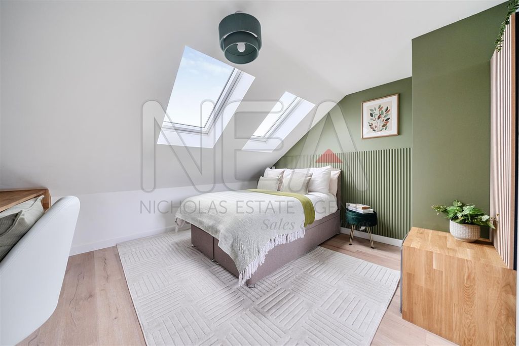 Property photo 1 of 15 Room Six