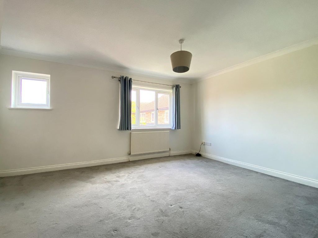 Property photo 3 of 11 c.Jpg