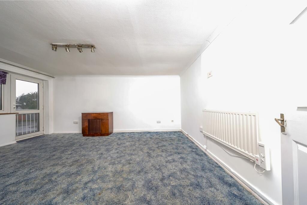 Property photo 3 of 8 16d60125B3ba40210E1Ed9Cae501Bb52