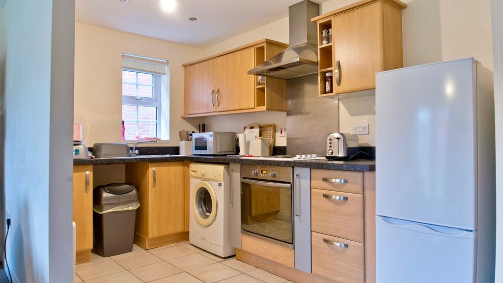 Property photo 2 of 7
