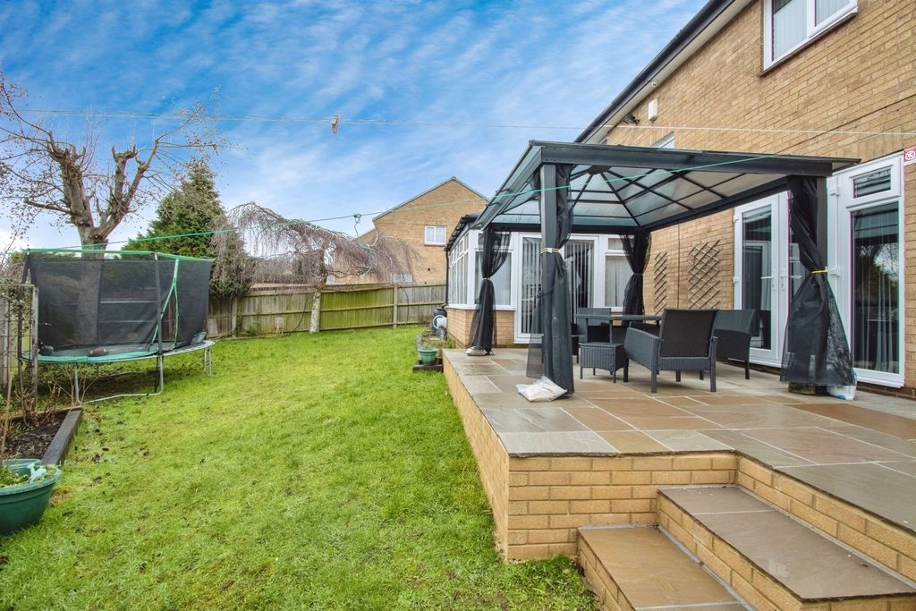 Property photo 2 of 14