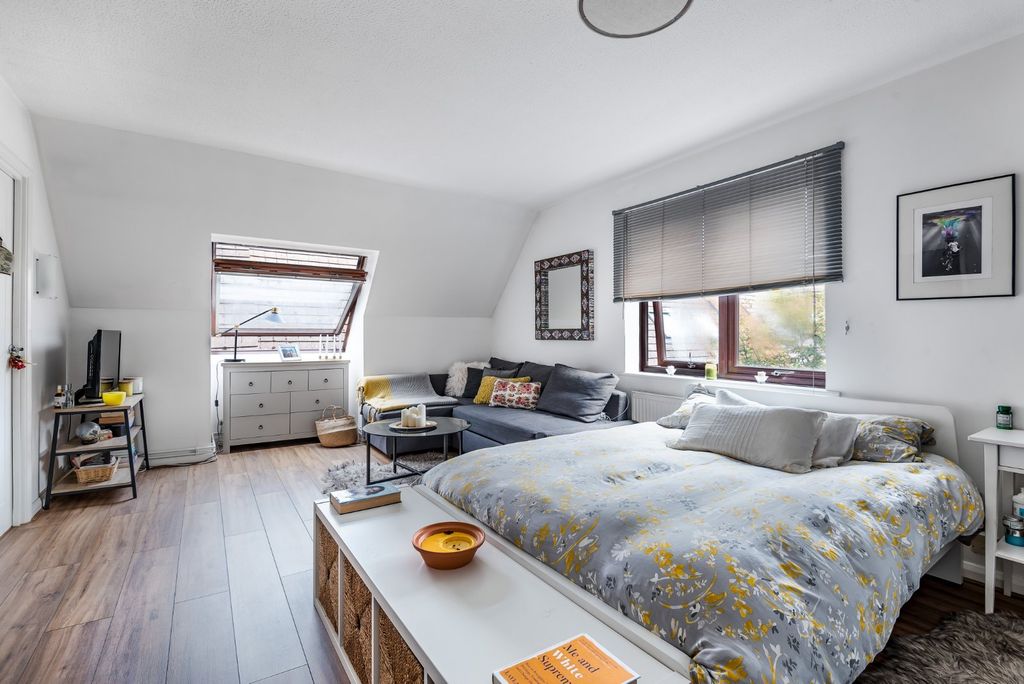 Property photo 3 of 7 Picture No. 04