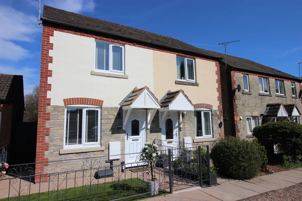 Property photo 1 of 13 Photo 1