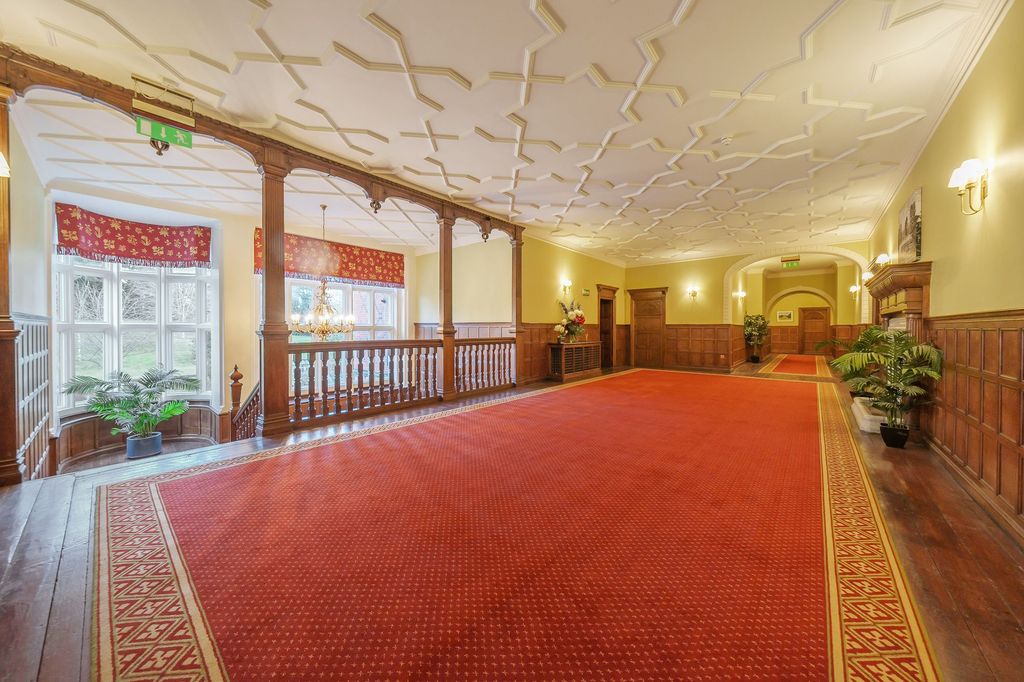 Property photo 3 of 29