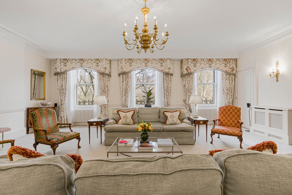 Property photo 3 of 21