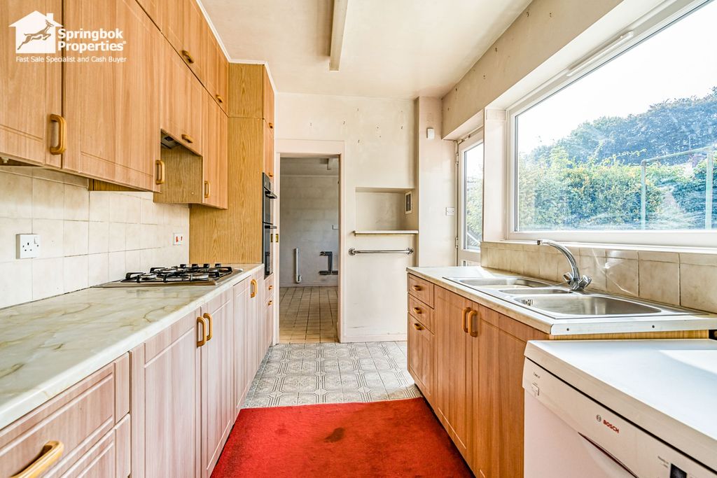Property photo 2 of 16 Image 1