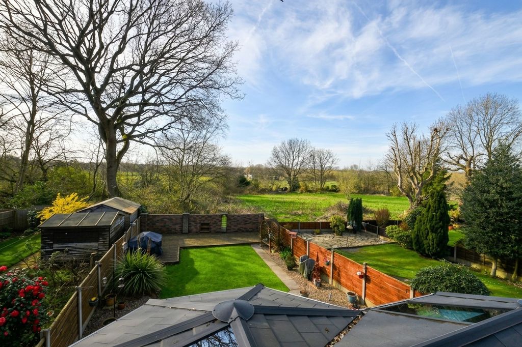 Property photo 3 of 31