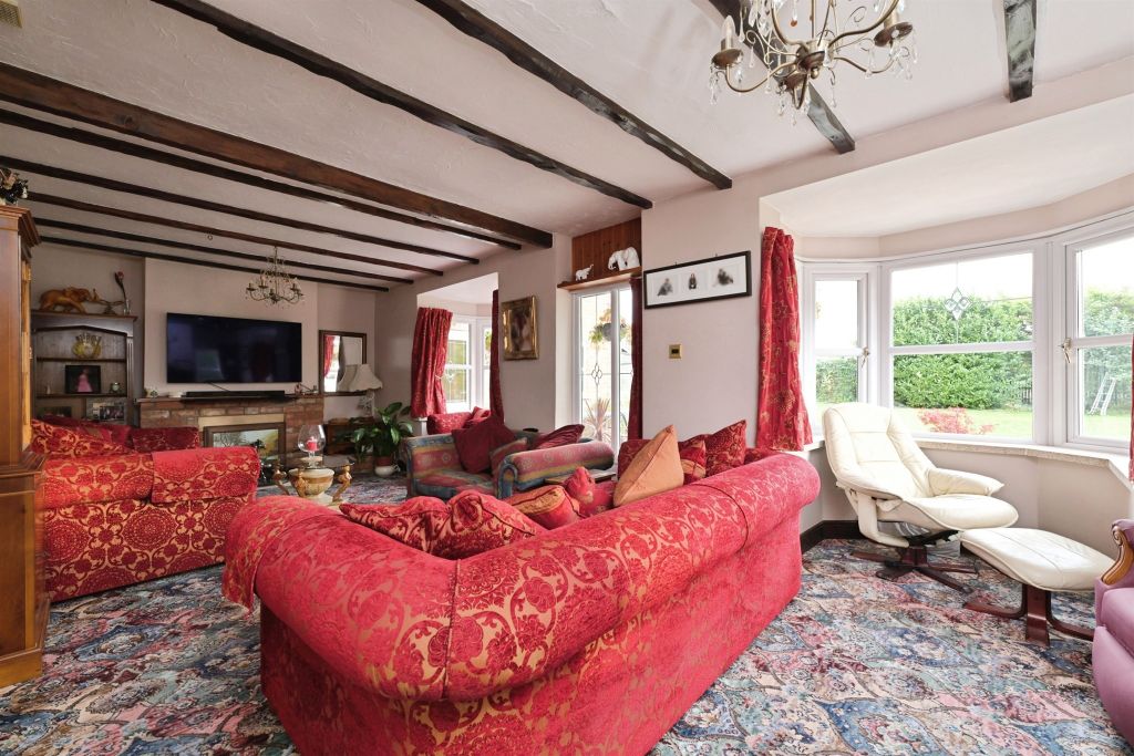 Property photo 2 of 34