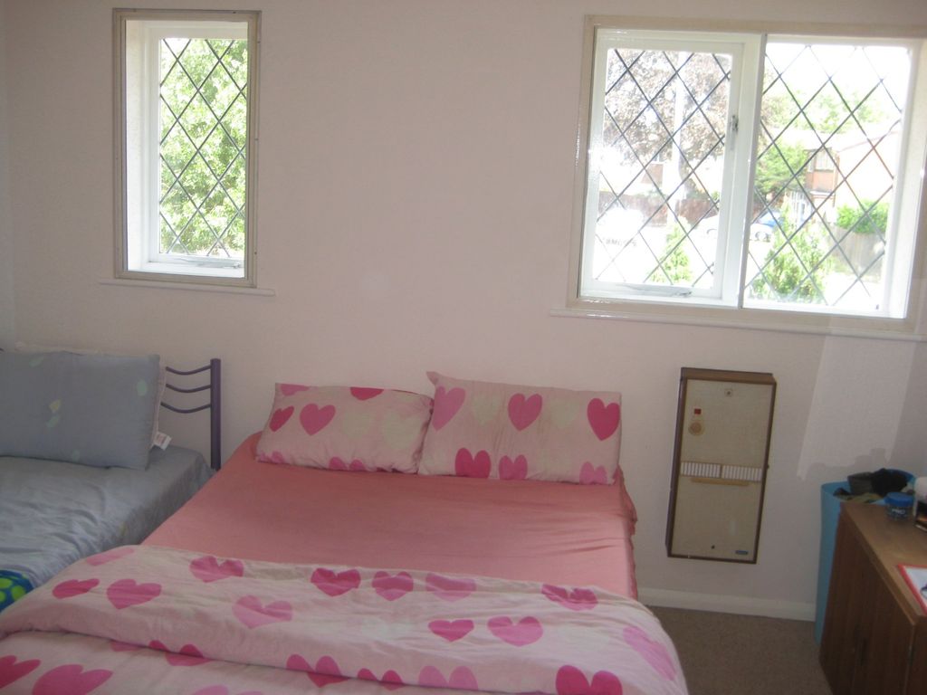 Property photo 3 of 3