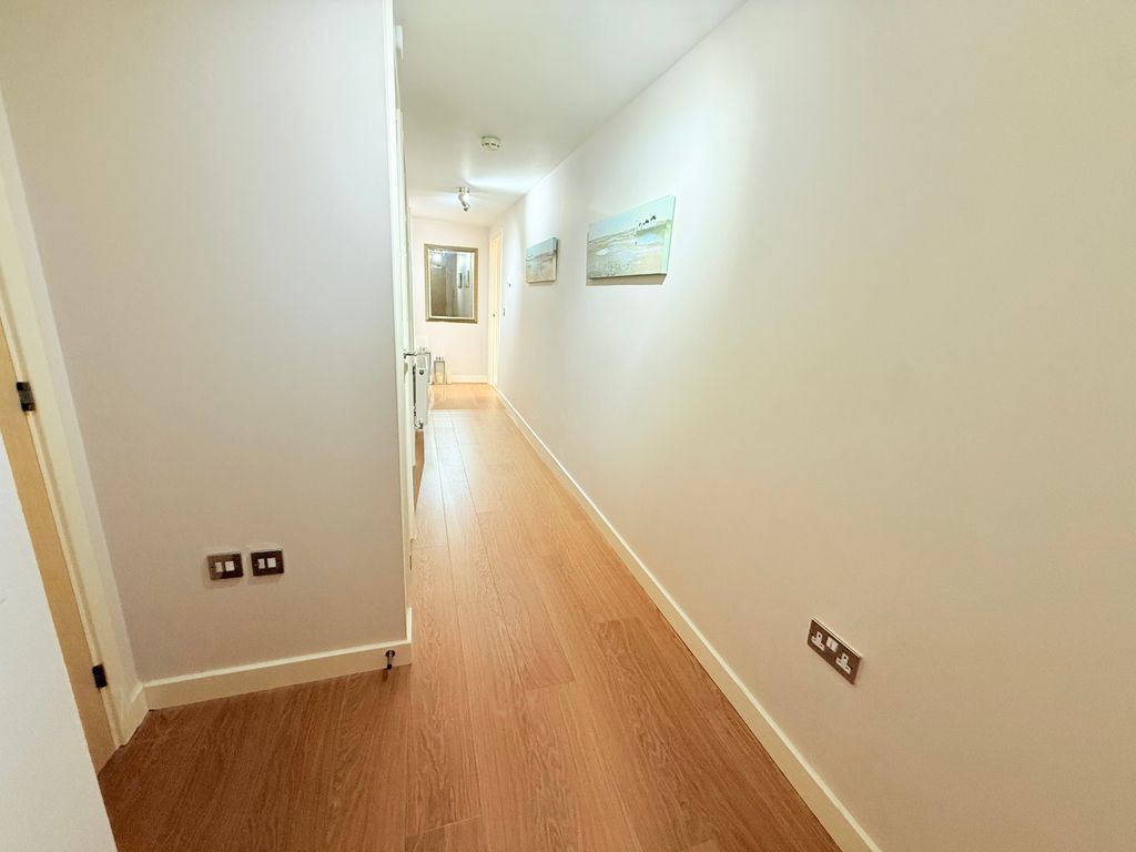 Property photo 3 of 35 Img_1558