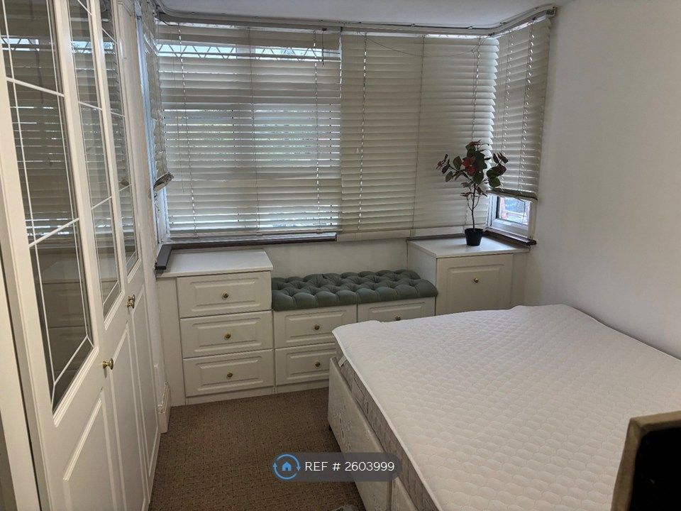 Property photo 3 of 11 Double Bedroom 1st Floor