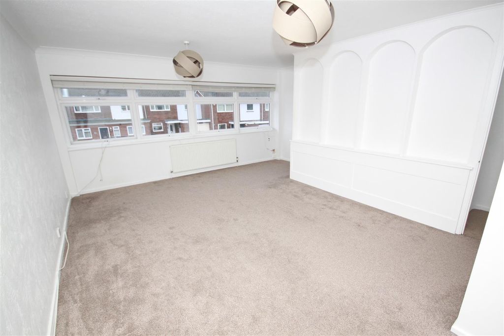 Property photo 2 of 12 Img_2533.Jpg