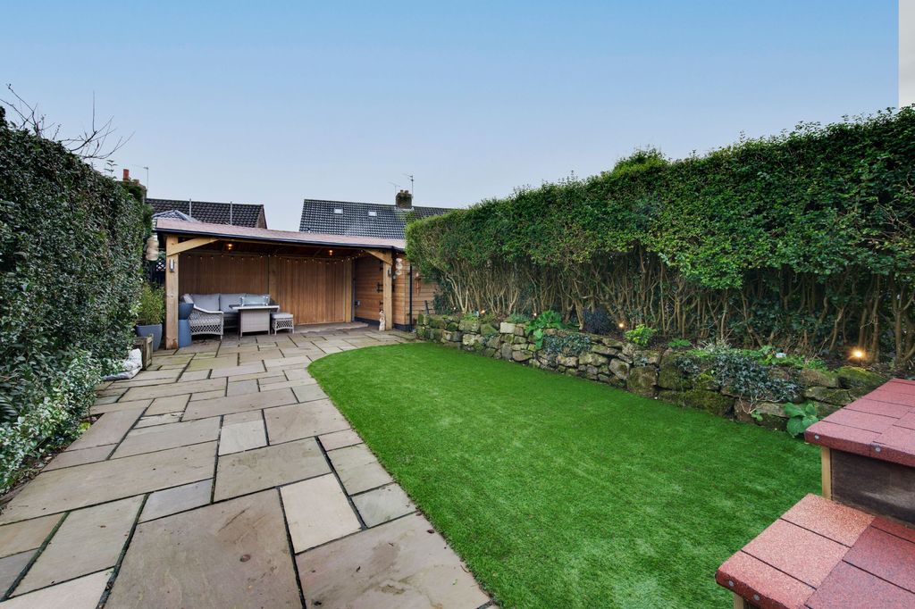 Property photo 3 of 50