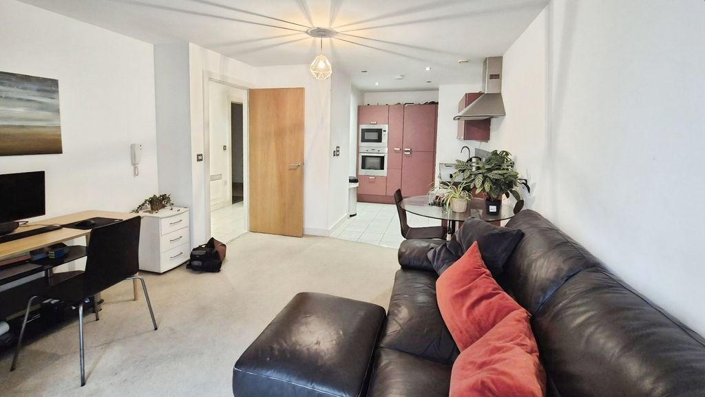 Property photo 1 of 15 Picture No. 30