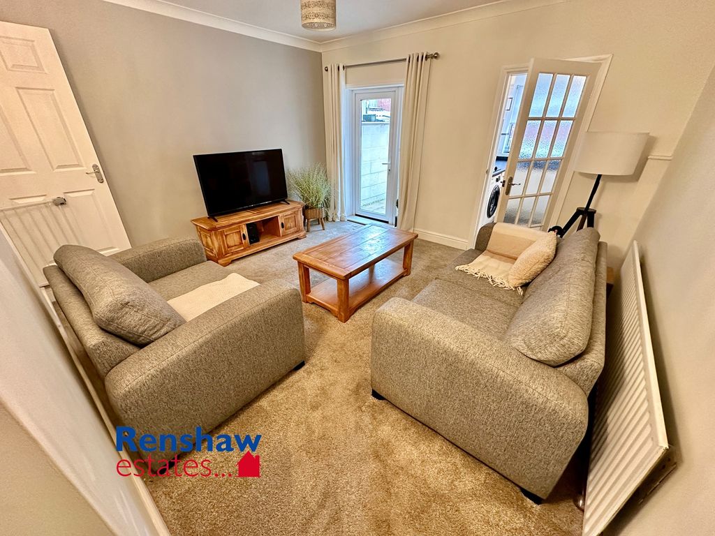 Property photo 1 of 11 L