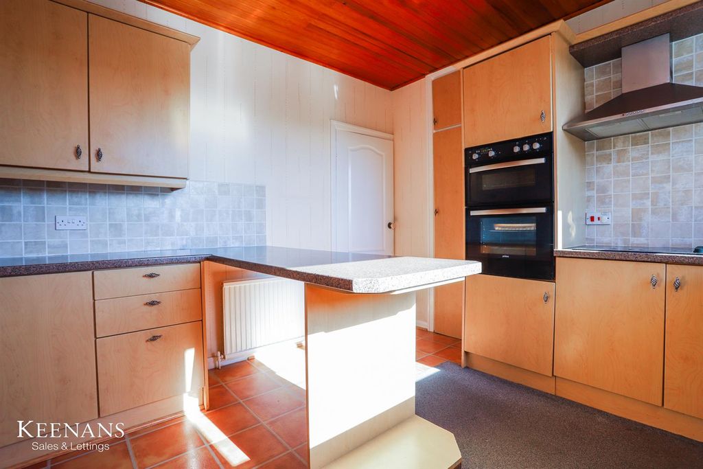 Property photo 2 of 16 Img_8678.Jpg