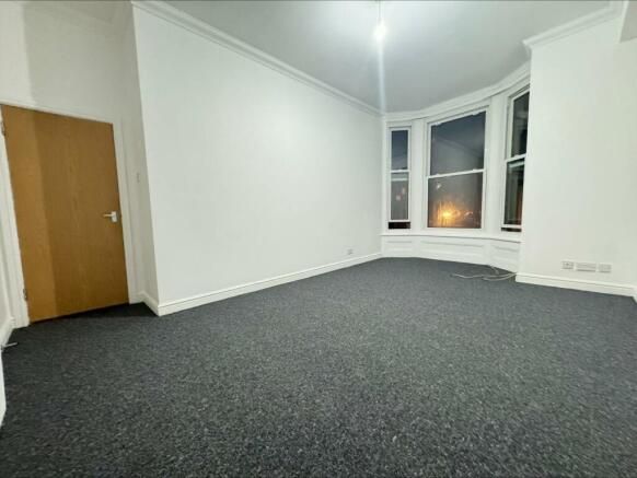 Property photo 2 of 14 Image