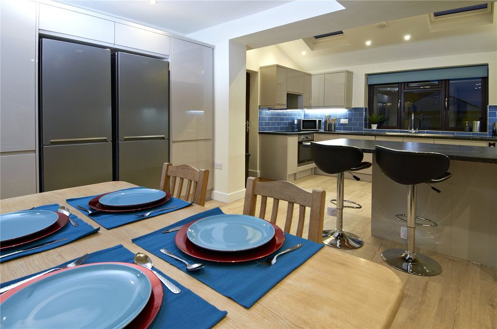 Property photo 3 of 16 Picture No. 09