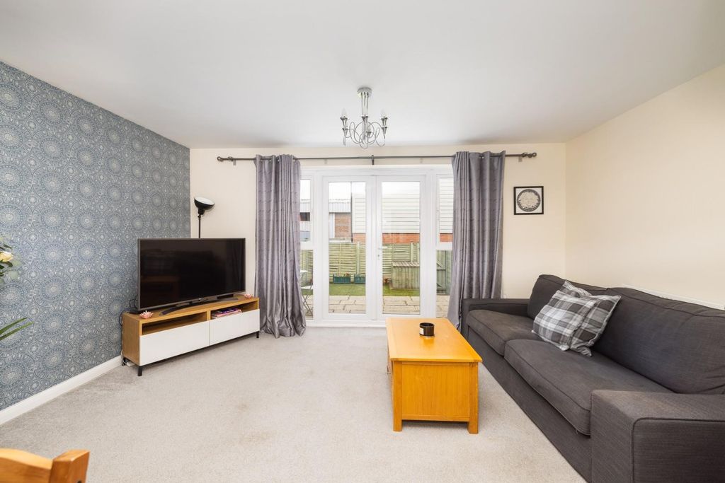 Property photo 1 of 22 Char9734.Jpg