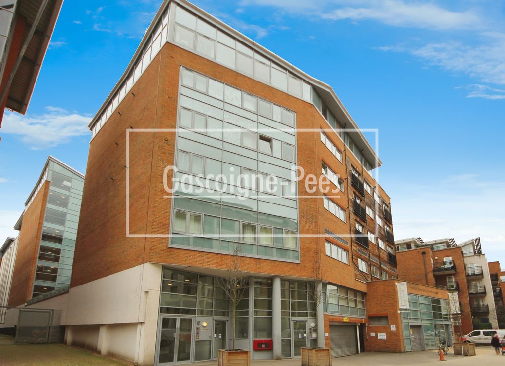 Property photo 1 of 6