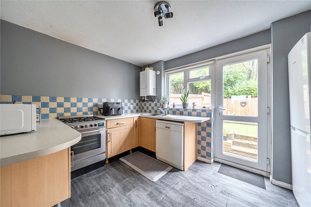 Property photo 3 of 15 Picture 3