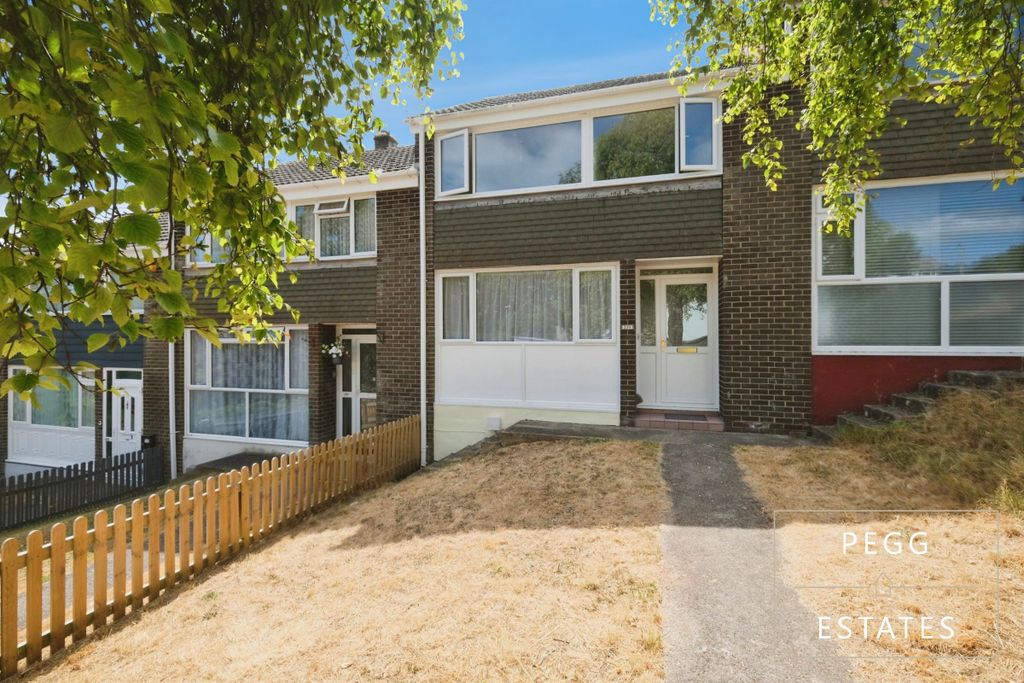 Property photo 2 of 18
