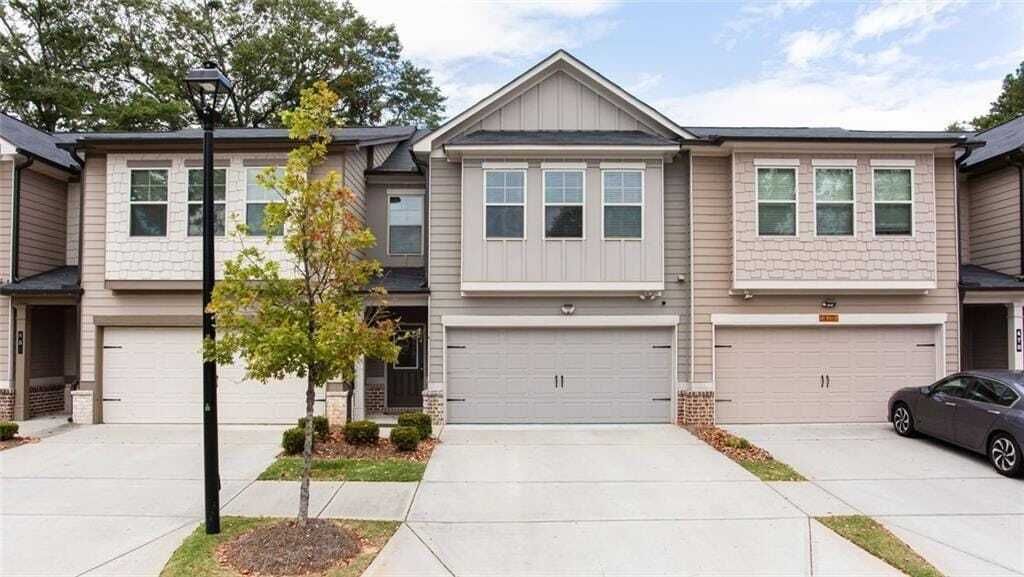 Property photo 1 of 31