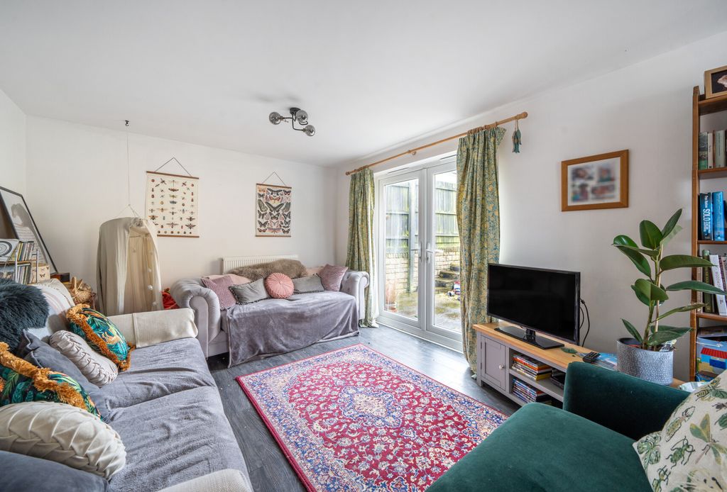 Property photo 2 of 14 1220106 (2).Jpg