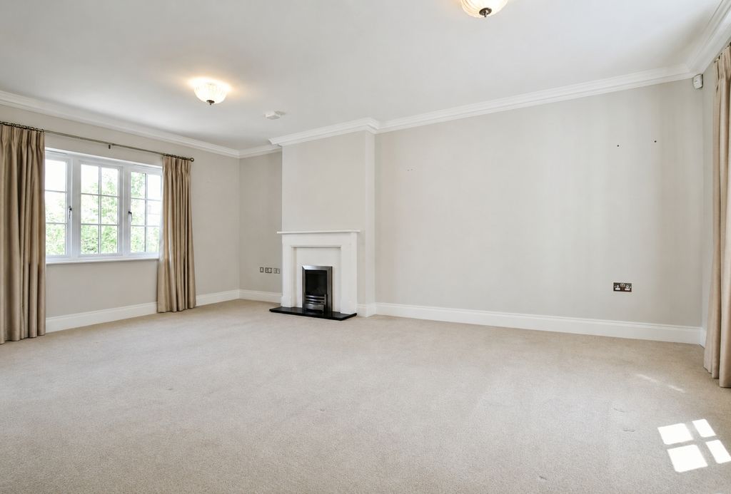 Additional image 4 of 3 bed flat for saleBrockley Square, Wilmslow, Cheshire SK9