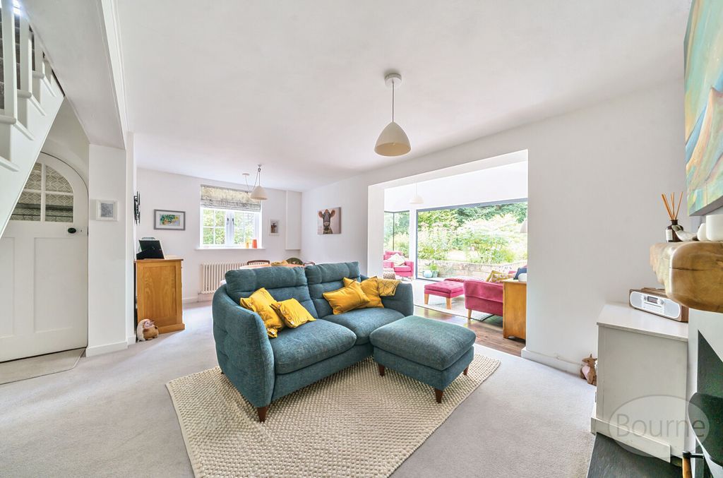 Property photo 3 of 23 34903B8E-Ae0A-495...