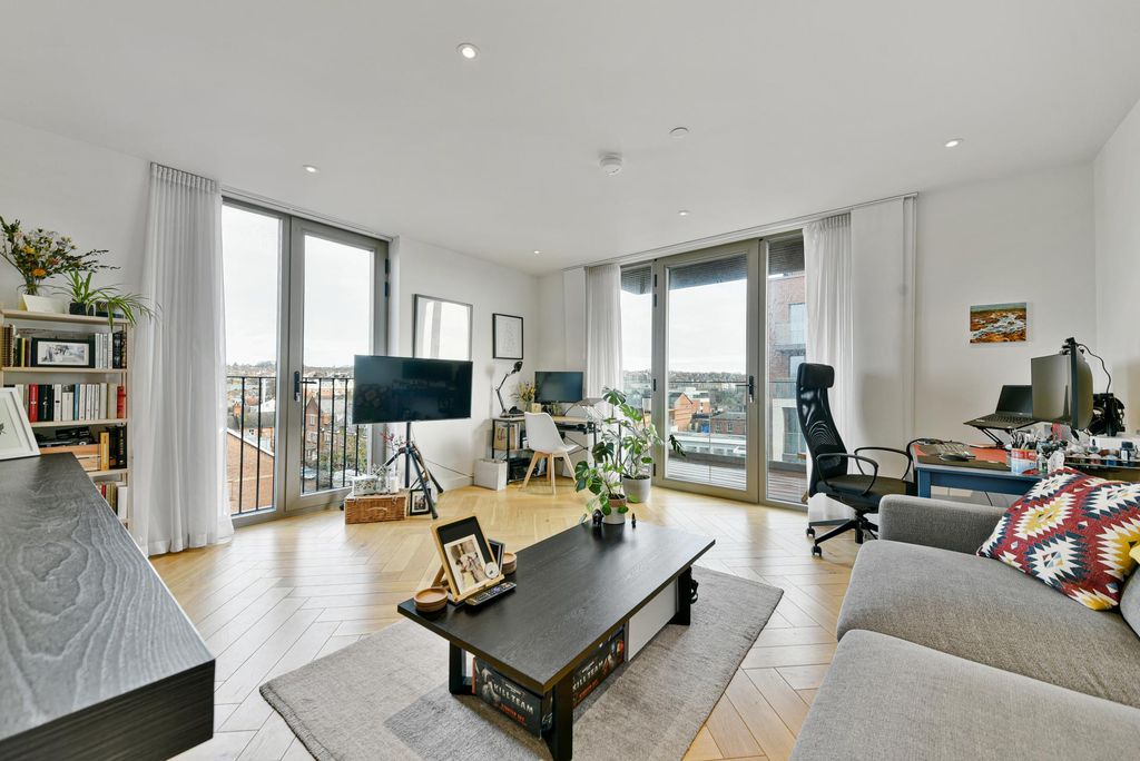 Property photo 1 of 6