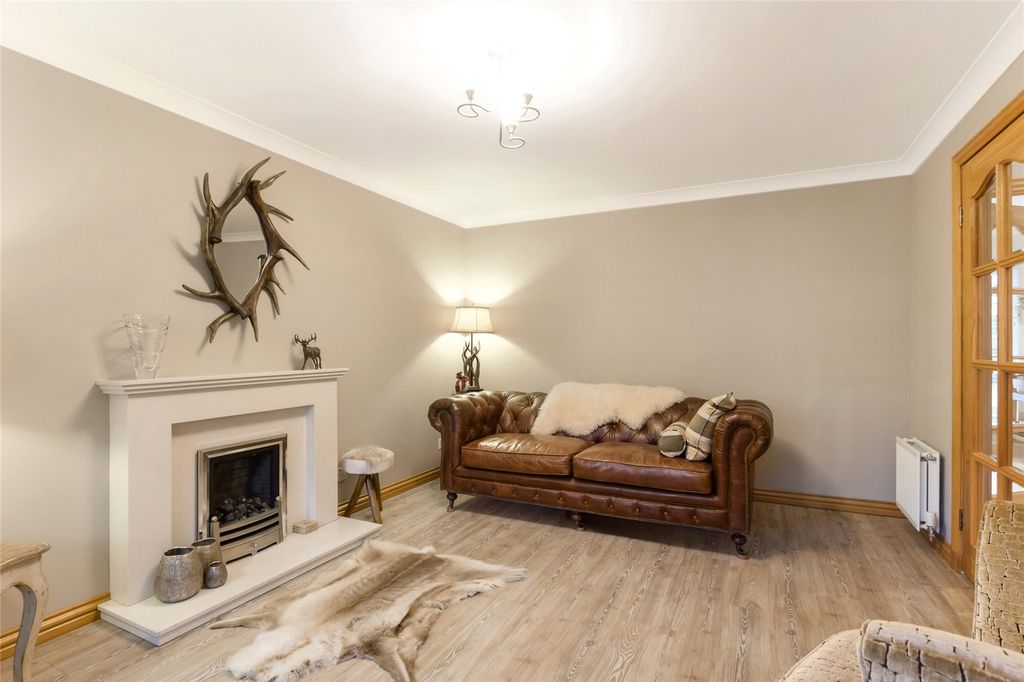 Property photo 3 of 21 Picture No. 03