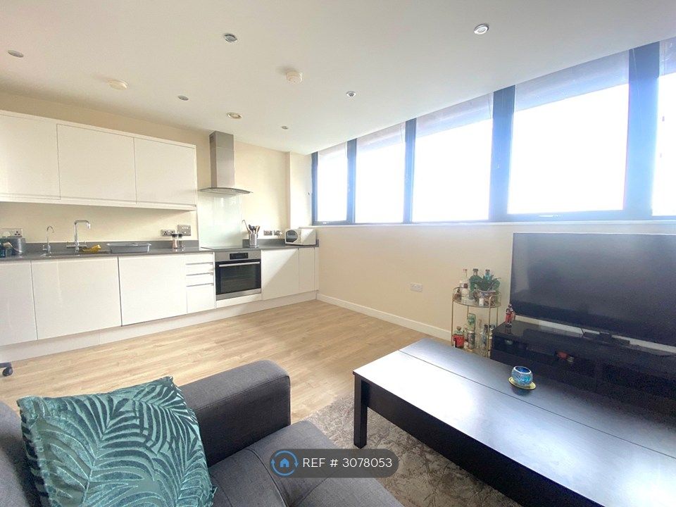 Property photo 2 of 13 Open-Plan Living/Dining Area