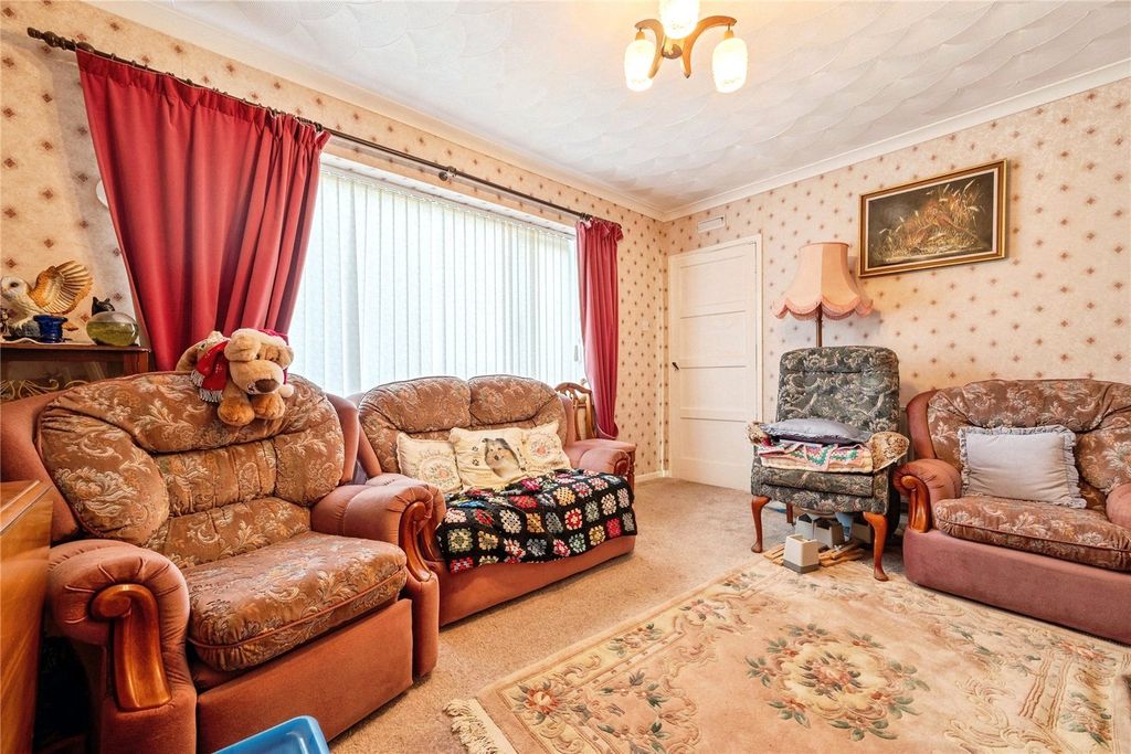 Property photo 3 of 18 Picture No. 15