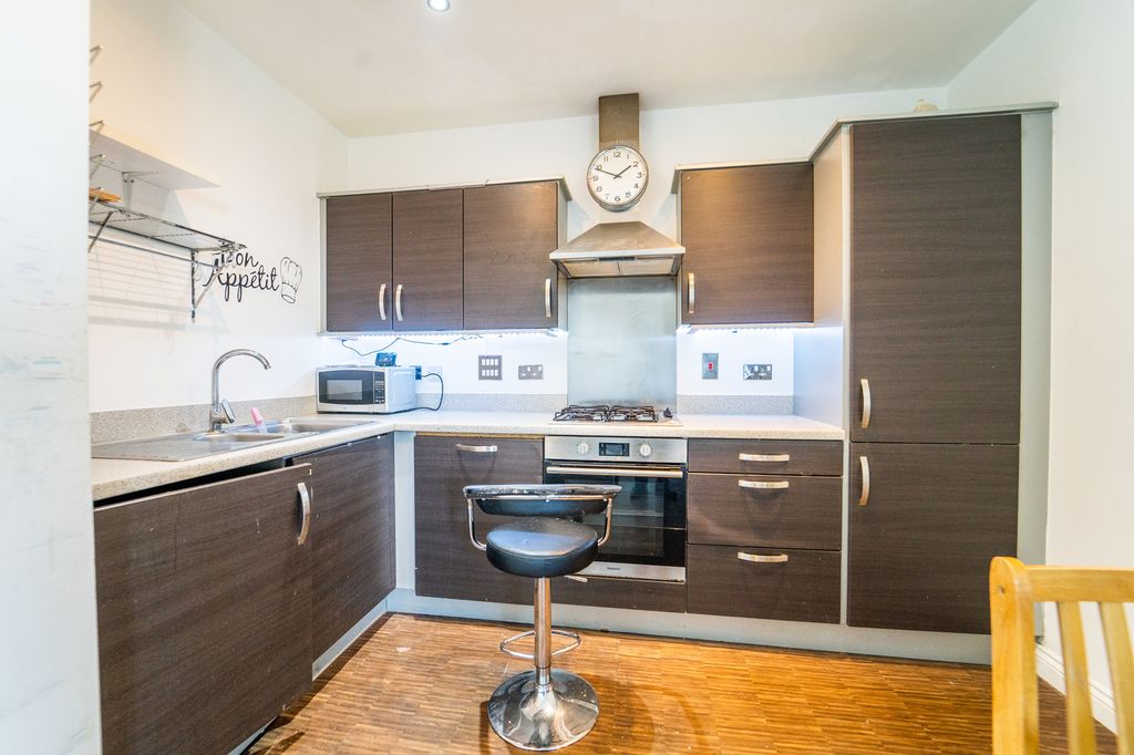 Property photo 3 of 8 Dsc02011