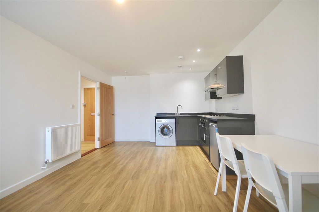 Property photo 2 of 10 Img_0290.Jpeg