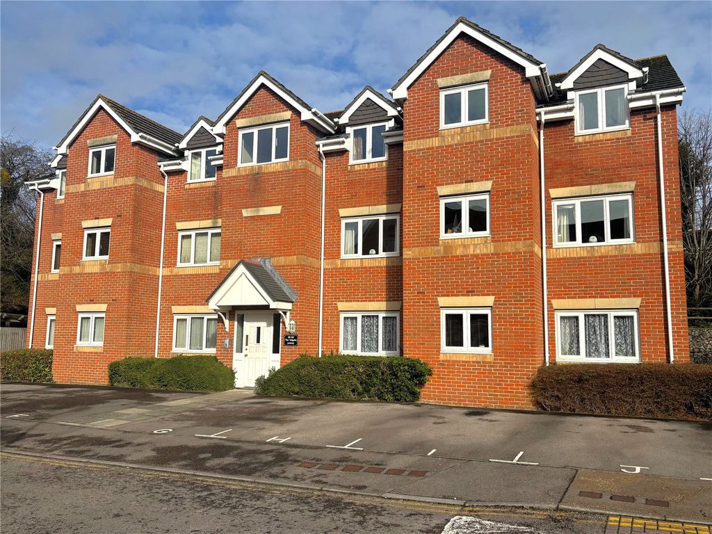 Property photo 1 of 9 Picture No. 09