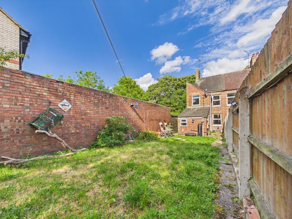 Property photo 3 of 13