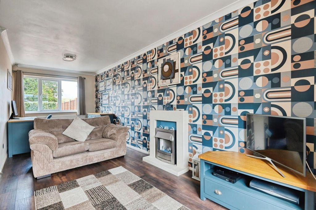 Property photo 3 of 19 3Buc1.Jpg