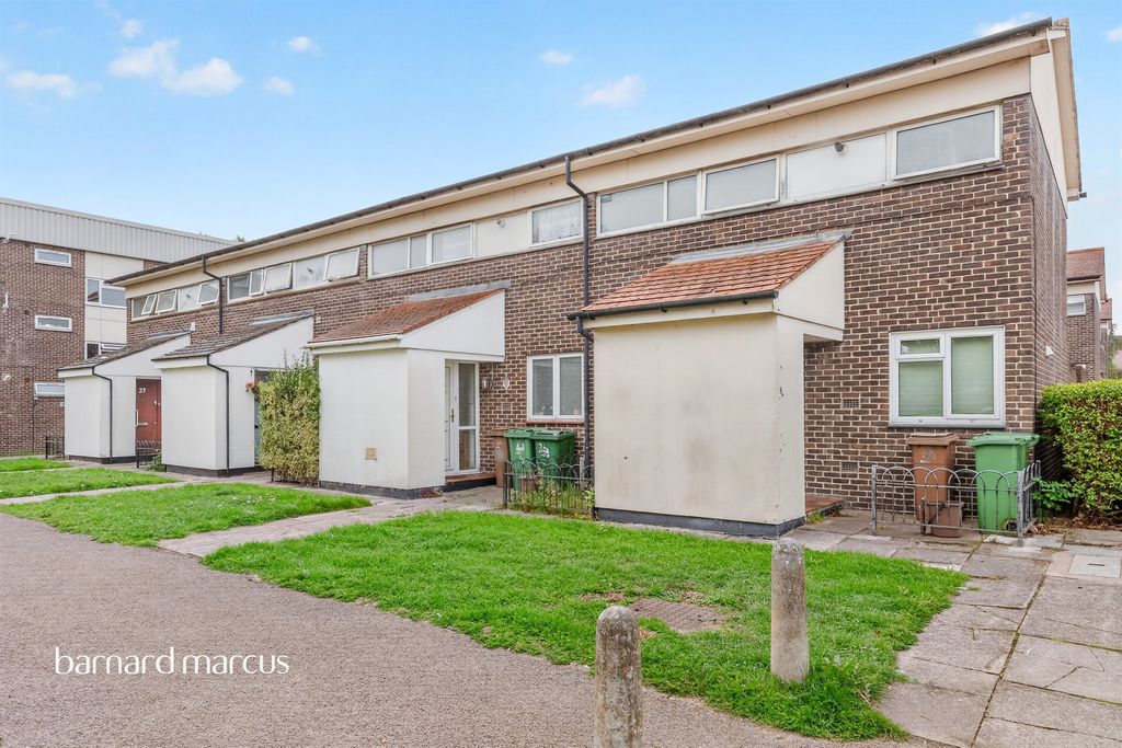 Property photo 1 of 11